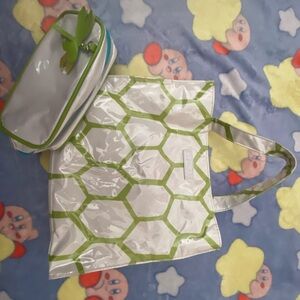 Clinique Green and White Travel Bag Set